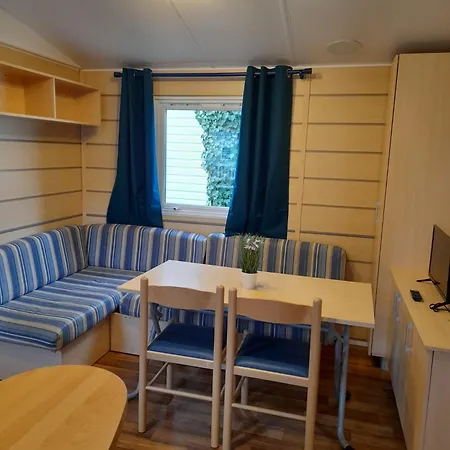 Campsite Lydia's Mobilhome Am Europa-park Rulantica Boofzheim